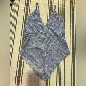 Elegant Lace Women's Teddy in Lilac size XXXL